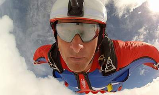 Illustration for article titled RIP: Mark Sutton, Olympics skydiver